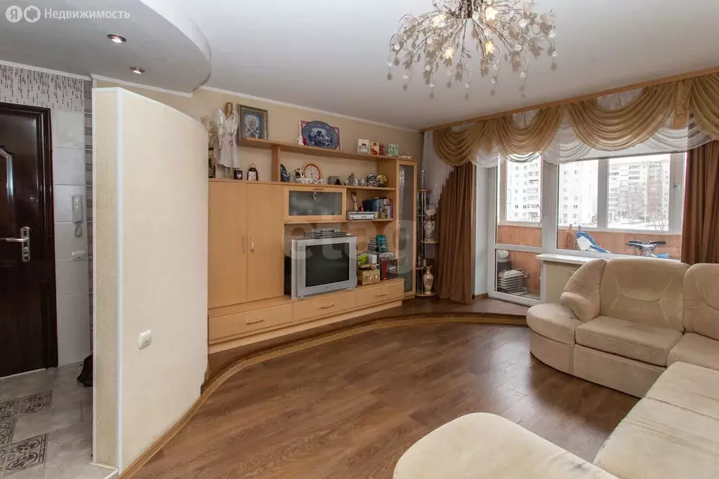 4-комнатная квартира: Тобольск, микрорайон 7А, 38А (77 м) - Фото 2