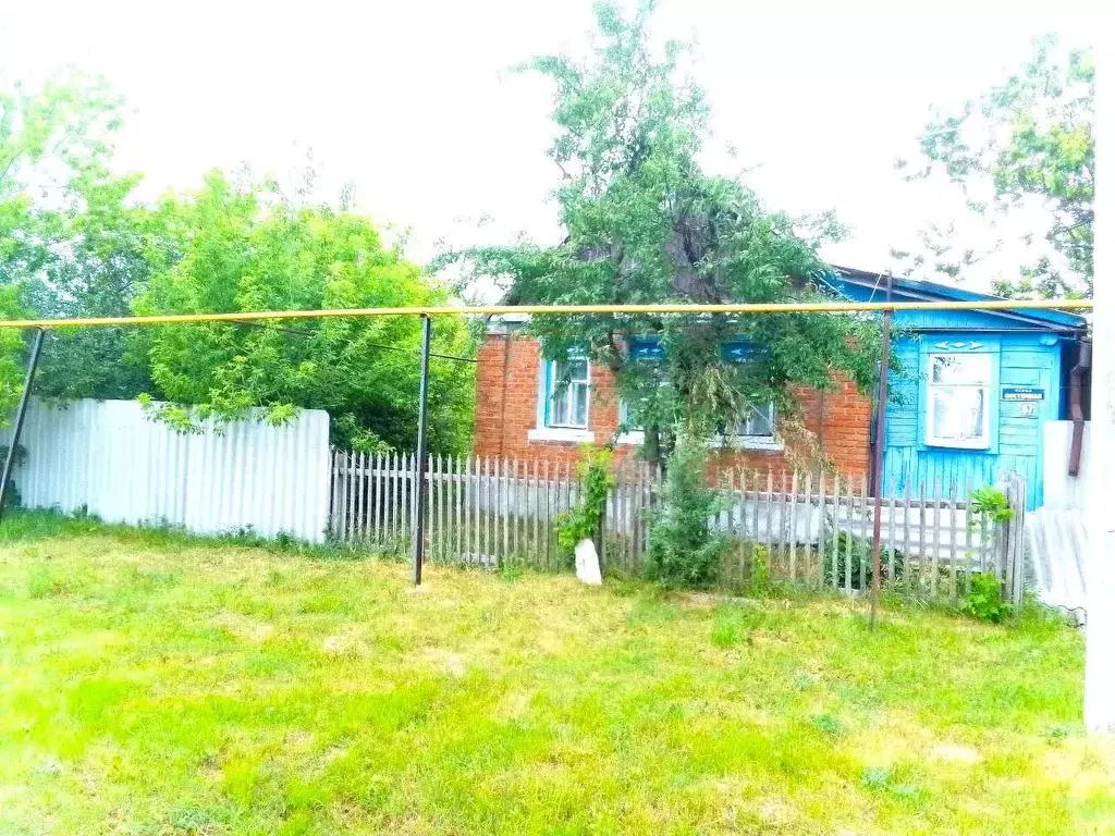 Дом в Белгородская область, Новооскольский муниципальный округ, с. ... - Фото 1