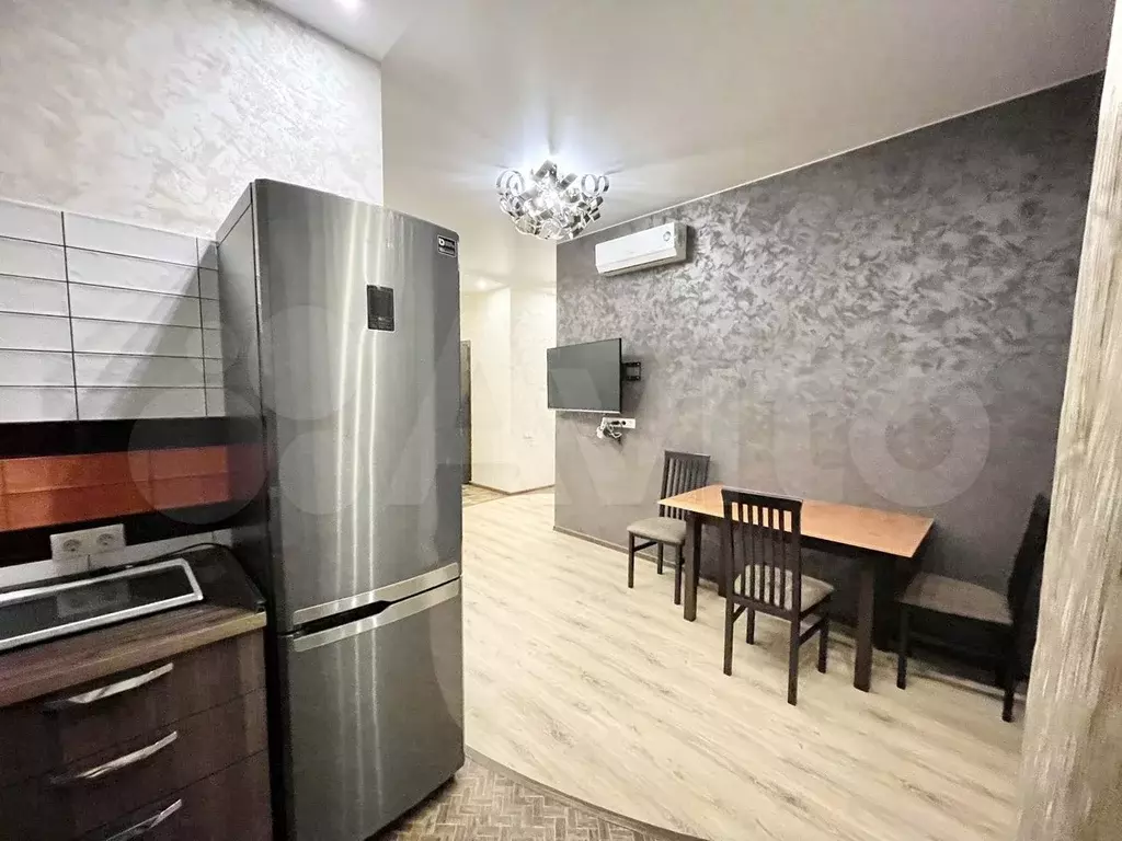 2-к. квартира, 70м, 4/6эт. - Фото 1