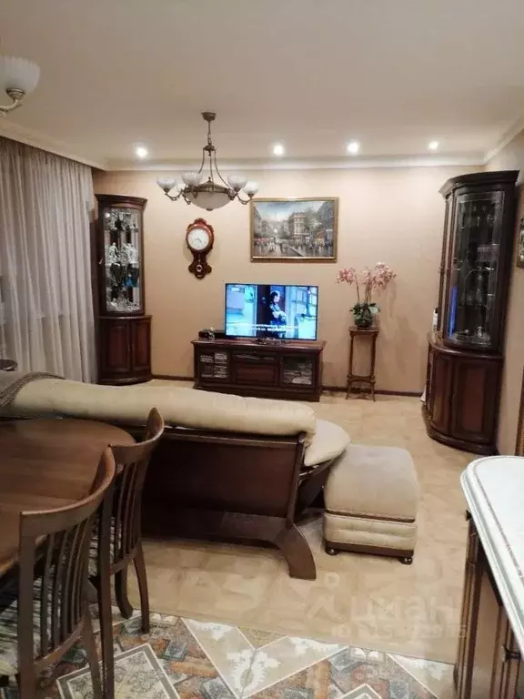 2-к кв. Иркутская область, Ангарск 33-й мкр, 24 (61.0 м) - Фото 1