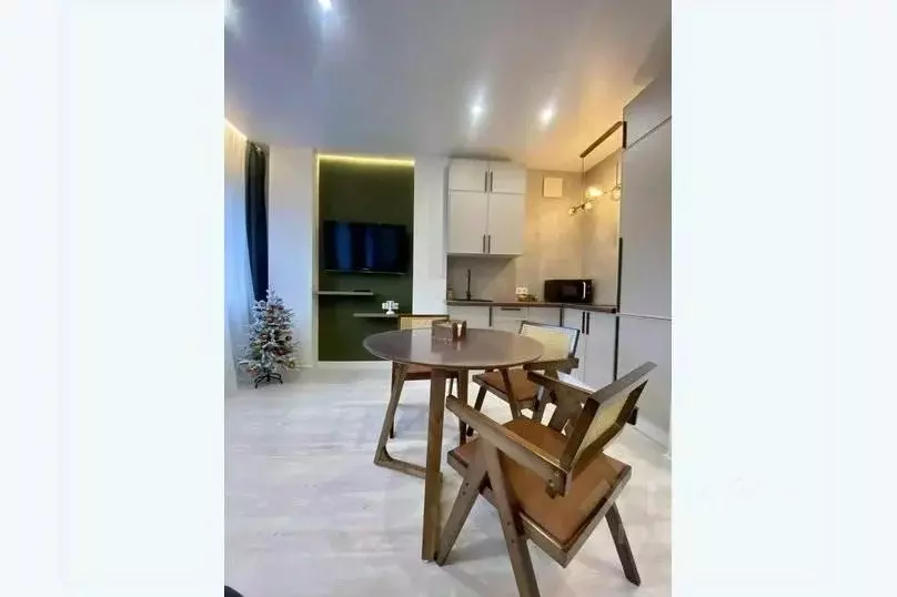 1-к кв. Псковская область, Псков Октябрьский просп., 38 (40.0 м) - Фото 1