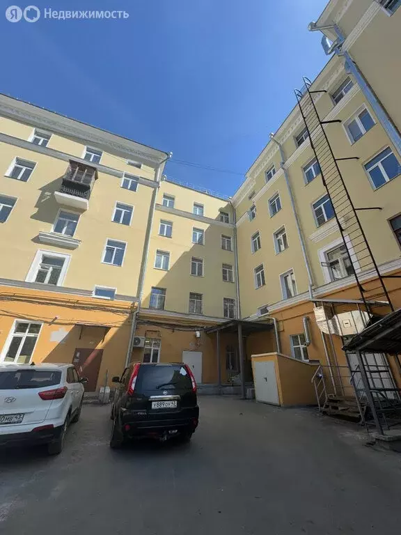 3-комнатная квартира: Киров, Октябрьский проспект, 63 (68.4 м) - Фото 0