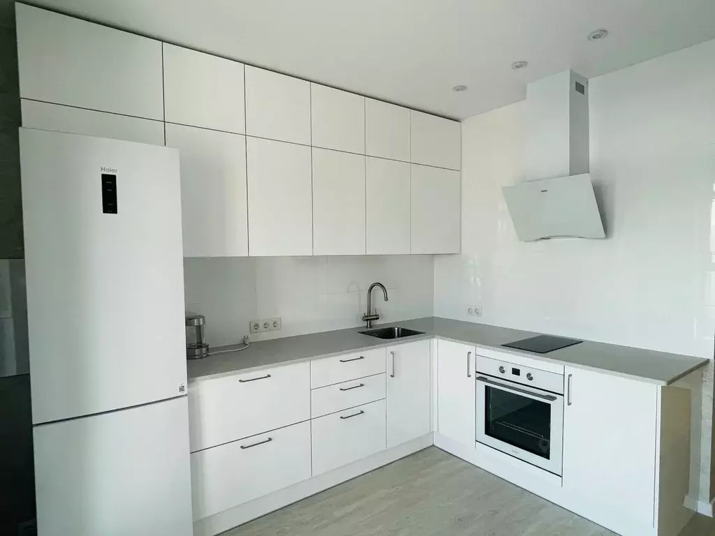 2-к кв. Новосибирская область, Новосибирск ул. Кирова, 11 (55.0 м) - Фото 0