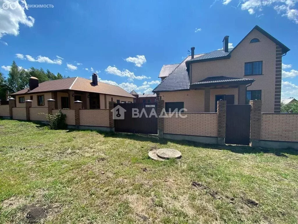 Дом в Майский, улица Суворова, 25 (250 м) - Фото 0