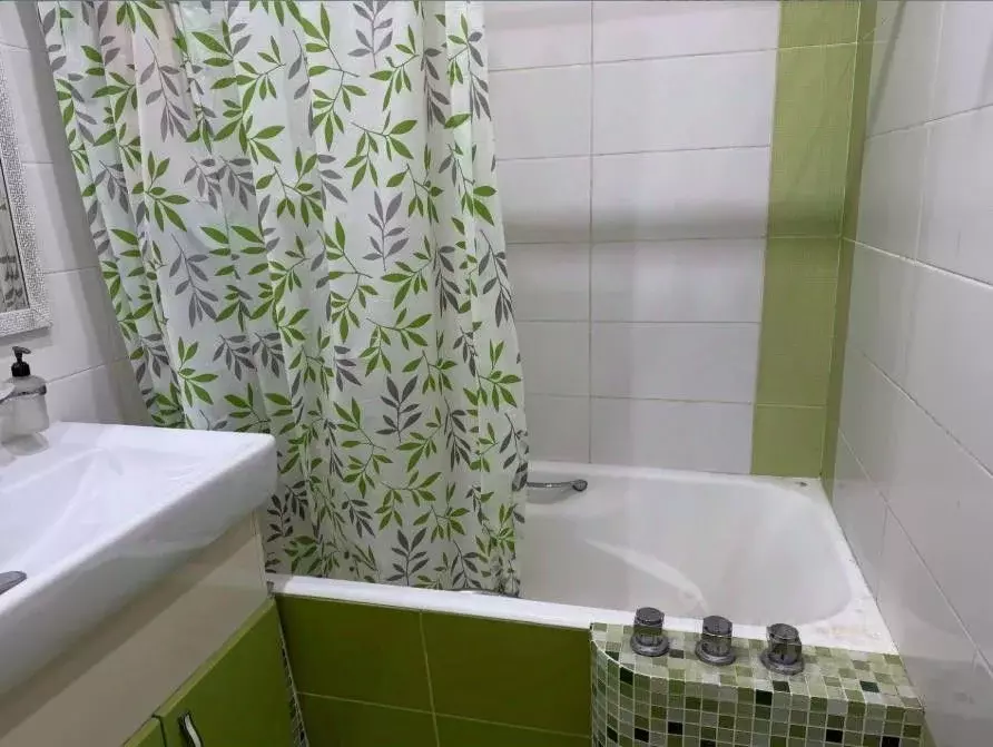 2-к кв. Краснодарский край, Краснодар ул. Трудовой Славы, 21 (43.0 м) - Фото 1