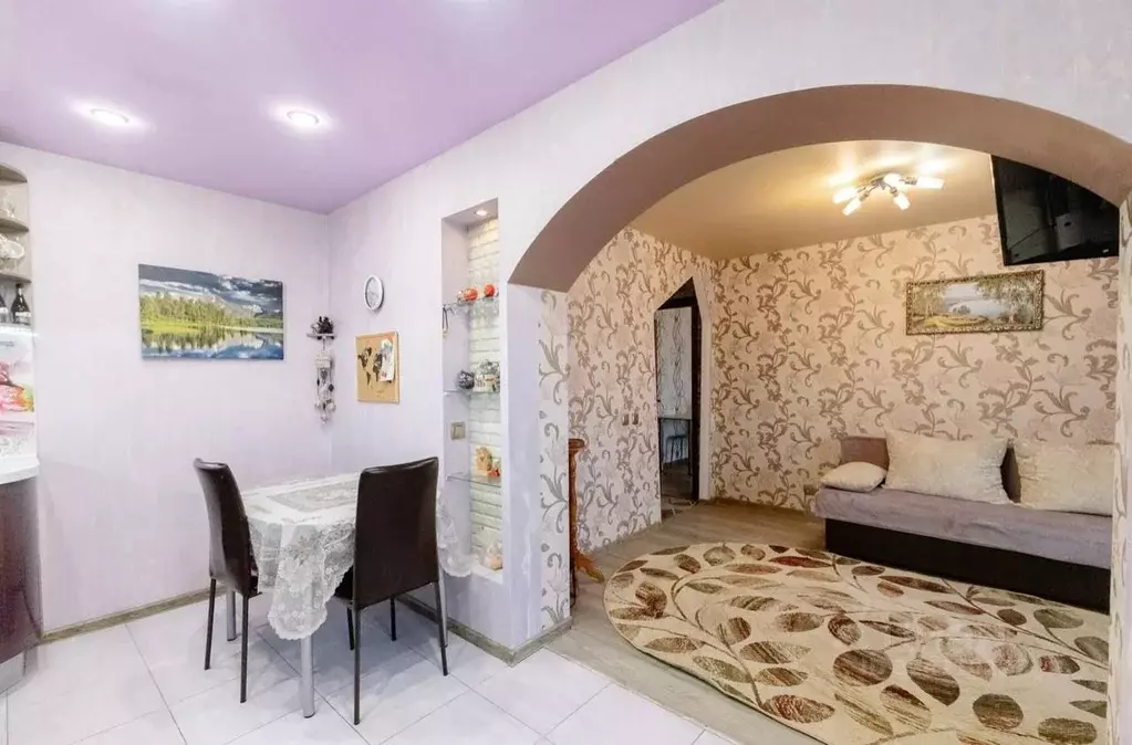 2-к кв. Свердловская область, Екатеринбург ул. Бисертская, 29 (74.2 м) - Фото 2