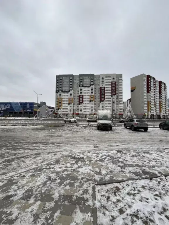 Помещение свободного назначения в Тюменская область, Тюмень ул. ... - Фото 1