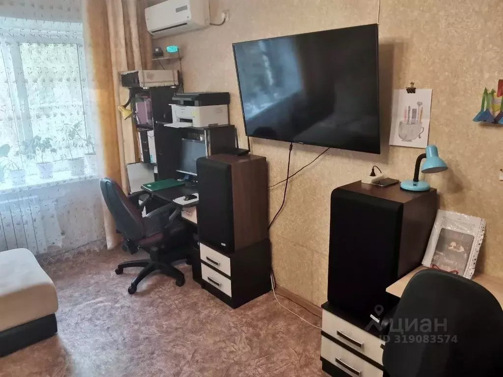 3-к кв. Волгоградская область, Волгоград ул. Ткачева, 11 (56.4 м) - Фото 0