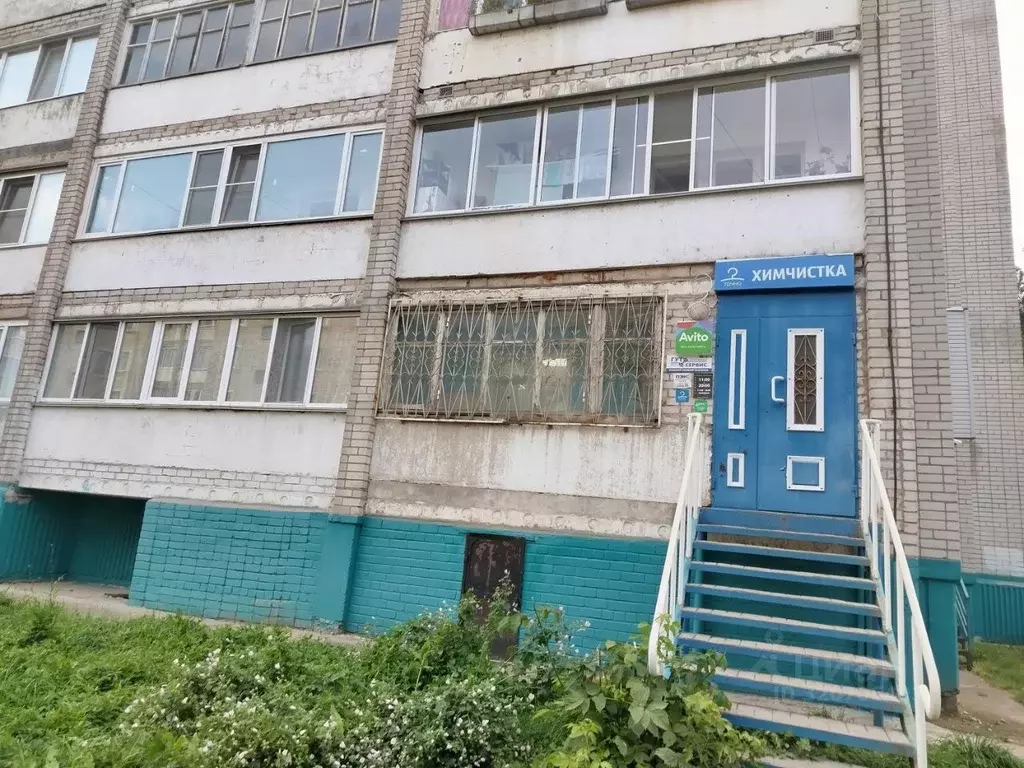 Торговая площадь в Кировская область, Киров ул. Молодой Гвардии, 8 (55 ... - Фото 1