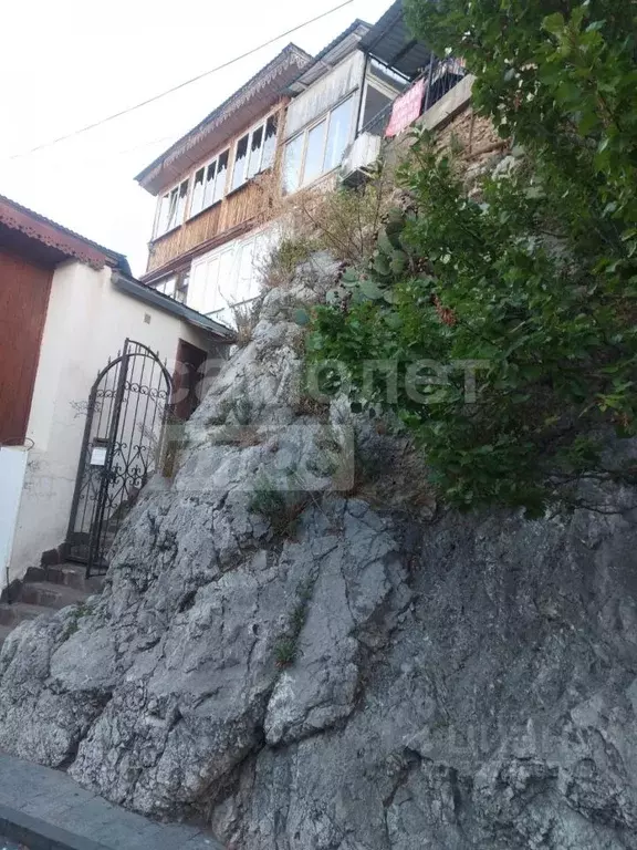 2-к кв. Крым, Ялта муниципальный округ, Гурзуф пгт ул. Ленинградская, ... - Фото 2