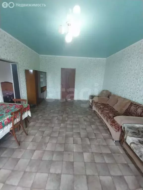 3-комнатная квартира: Киселёвск, улица Лутугина, 13 (76.1 м) - Фото 0