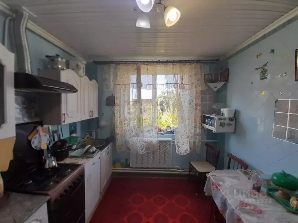 Дом в Краснодарский край, Ейский район, с. Кухаривка Красноармейская ... - Фото 2