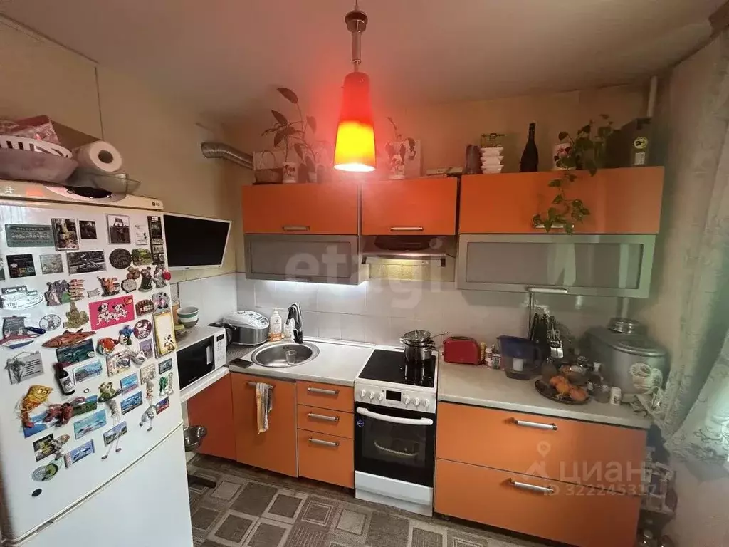 2-к кв. Ямало-Ненецкий АО, Новый Уренгой Сибирская ул., 69 (56.4 м) - Фото 1