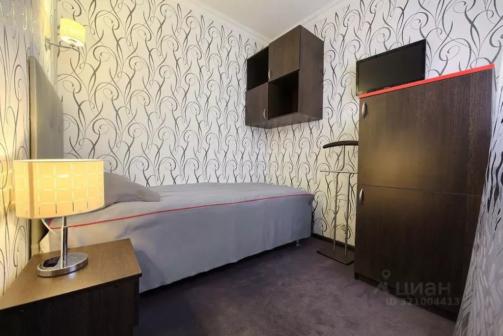 Комната Ставропольский край, Кисловодск Курортный бул., 5 (12.0 м) - Фото 1