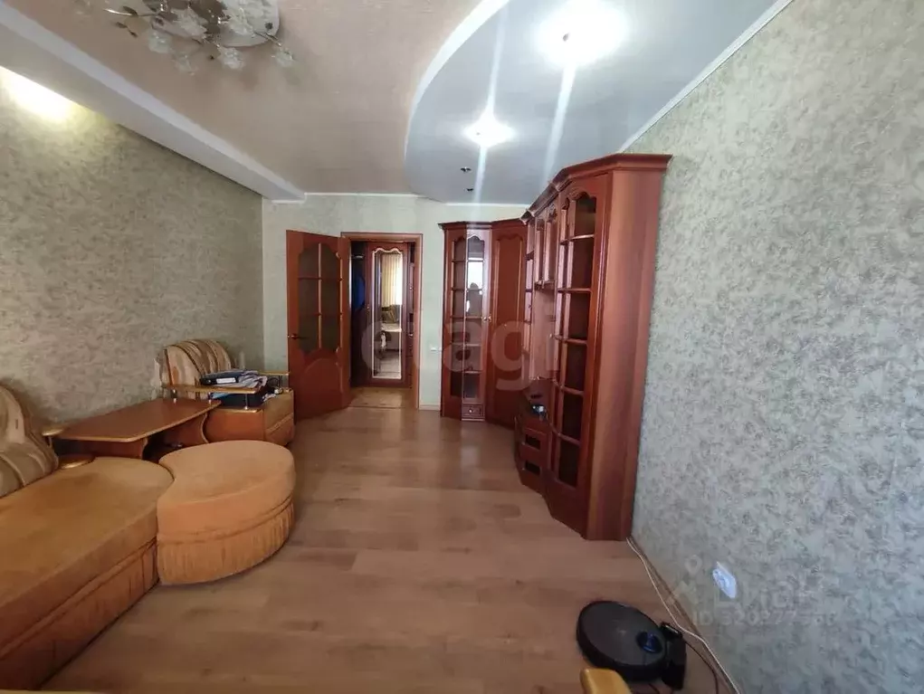 3-к кв. Воронежская область, Воронеж ул. Космонавта Комарова, 8Б (67.2 ... - Фото 0