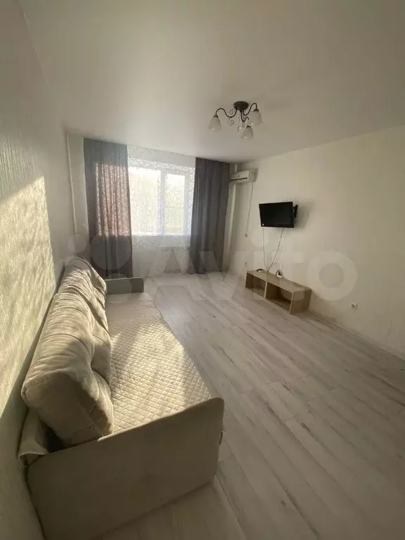 1-к. квартира, 45 м, 3/9 эт. - Фото 0