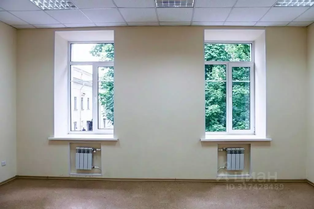 Торговая площадь в Санкт-Петербург Рижский просп., 41В (33 м) - Фото 0