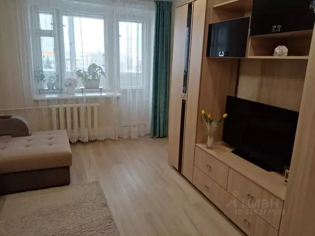 2-к кв. Татарстан, Елабуга Пролетарская ул., 34 (50.0 м) - Фото 1