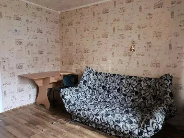 Комната Ленинградская область, Кириши Школьный пер., 1 (18.4 м) - Фото 0