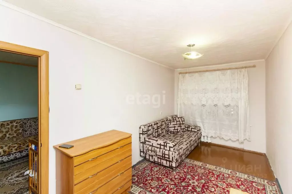 3-к кв. Тюменская область, Тюмень ул. Мельникайте, 50 (60.3 м) - Фото 2