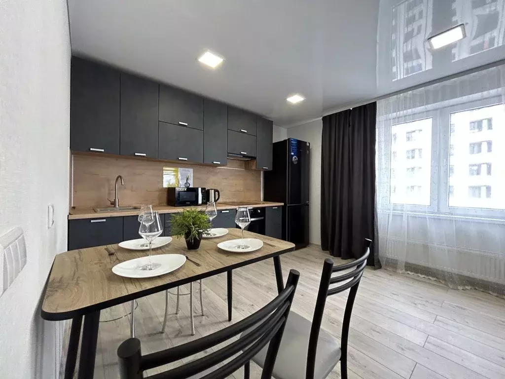 1-к кв. Башкортостан, Уфа Заводская ул., 15/3 (50.0 м) - Фото 1