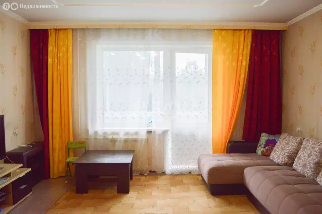 4-комнатная квартира: Прокопьевск, улица Гайдара, 16 (76.9 м) - Фото 1