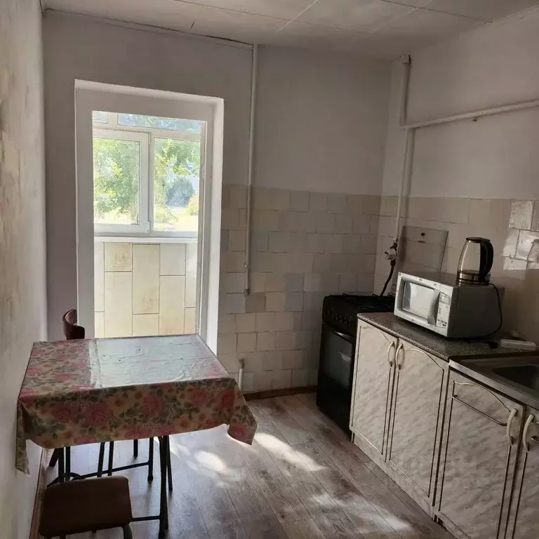 3-к кв. Краснодарский край, Тихорецк Октябрьская ул., 95 (61.0 м) - Фото 1