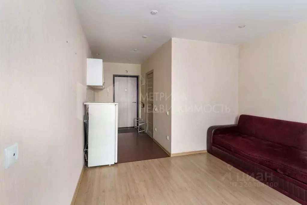 Студия Тюменская область, Тюмень Велижанская ул., 66к1 (20.1 м) - Фото 1