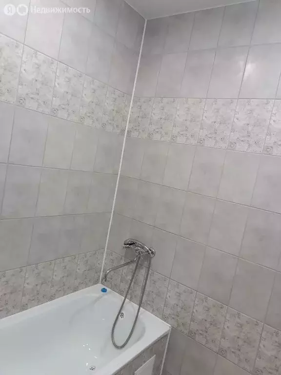 Квартира-студия: Краснодар, улица Лётчика Позднякова, 2 (24.5 м) - Фото 0