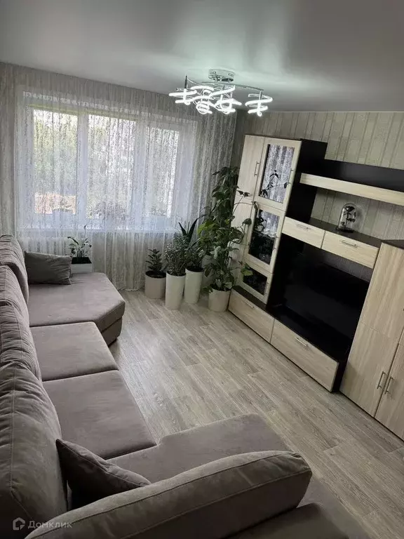 Продаётся 3-к квартира, 63.7 м - Фото 1