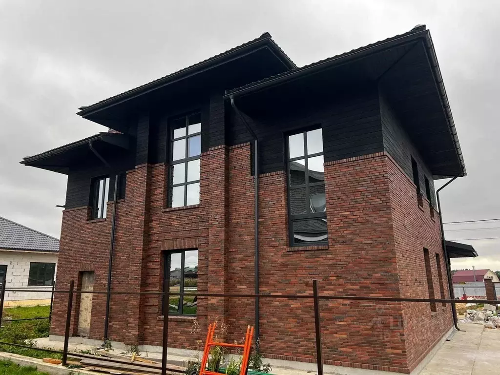 Дом в Московская область, Дмитровский муниципальный округ, с. ... - Фото 1