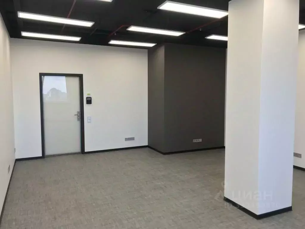 Офис в Свердловская область, Екатеринбург ул. Основинская, 10 (42 м) - Фото 2