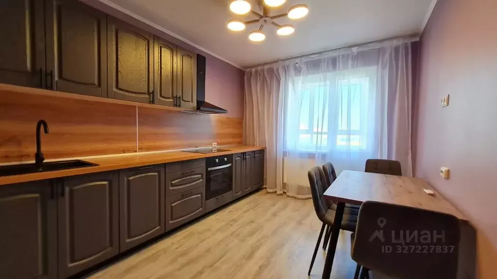 3-к кв. Санкт-Петербург Полевая Сабировская ул., 47к2 (83.0 м) - Фото 1