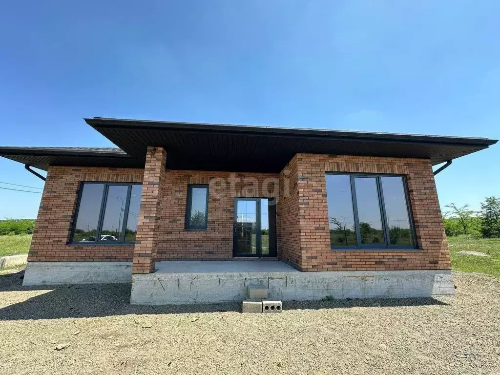 Дом в Адыгея, Майкоп ул. Тембота Керашева (120 м) - Фото 1