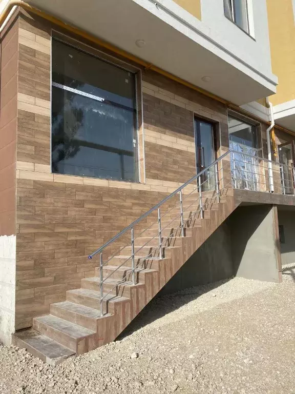 Помещение свободного назначения в Крым, Керчь ул. Свердлова, 23А (126 ... - Фото 1