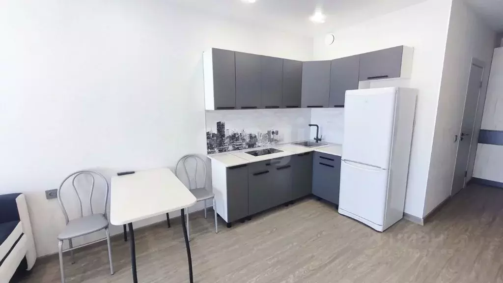 Студия Тюменская область, Тюмень ул. Краснооктябрьская, 4к1 (32.0 м) - Фото 1