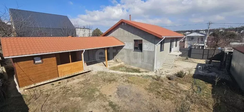 Дом в Севастополь Маяк-4 садовое товарищество, 86 (130 м) - Фото 1