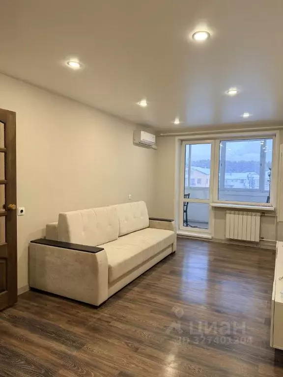 2-к кв. Свердловская область, Екатеринбург ул. Чкалова, 252 (50.0 м) - Фото 1