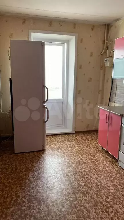 10 и более-к. квартира, 57 м, 1/10 эт. - Фото 1