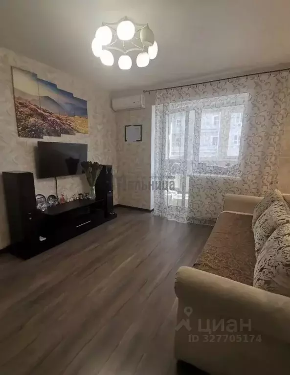 1-к кв. Волгоградская область, Волгоград ул. имени Хорошева, 14А (47.4 ... - Фото 1