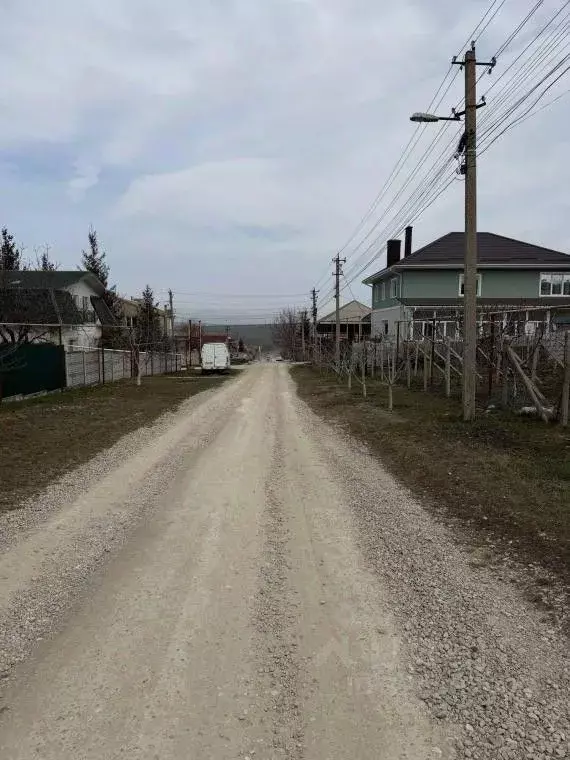Участок в Крым, Симферопольский район, Добровское с/пос, с. Пионерское ... - Фото 1