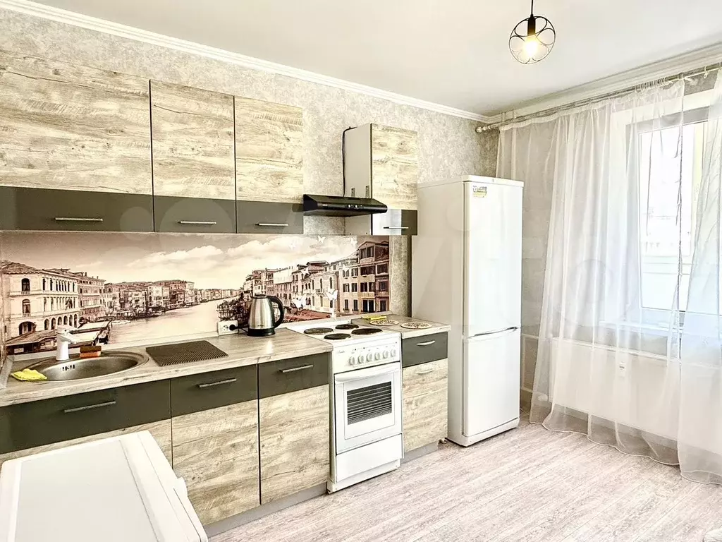 2-к. квартира, 60 м, 16/16 эт. - Фото 0