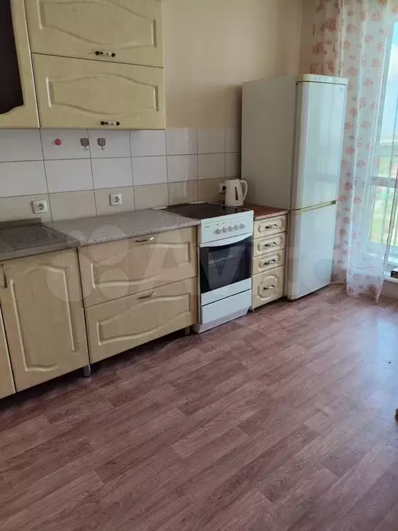 1-к. квартира, 40 м, 16/17 эт. - Фото 0