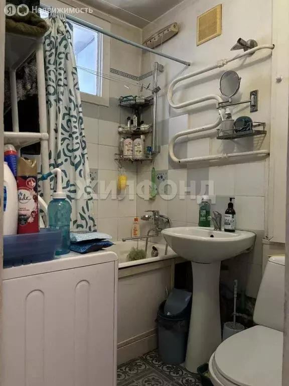 3-комнатная квартира: Новосибирск, Геодезическая улица, 5 (40 м) - Фото 1