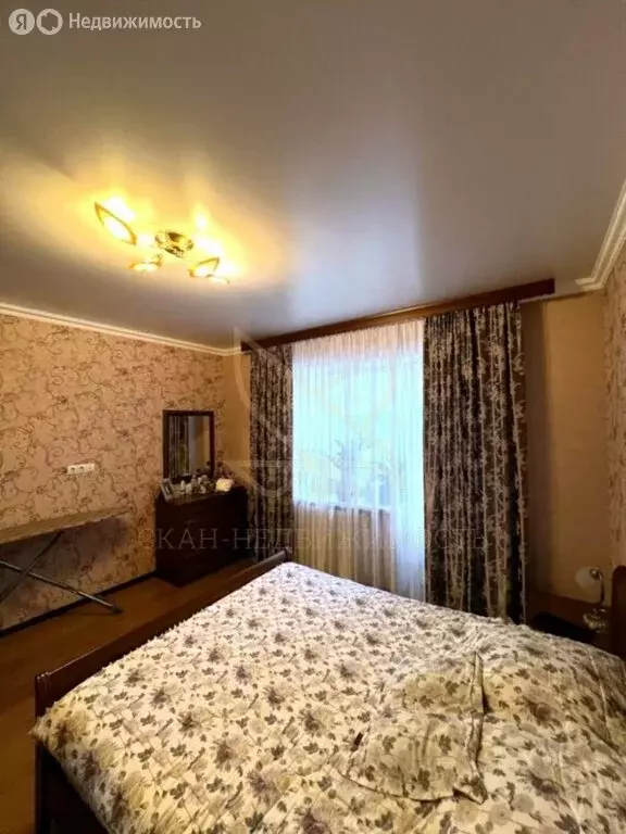 3-комнатная квартира: Пятигорск, улица Людкевича, 9к2 (100 м) - Фото 0