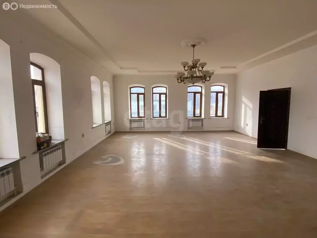 Торговая площадь (356.6 м) - Фото 1