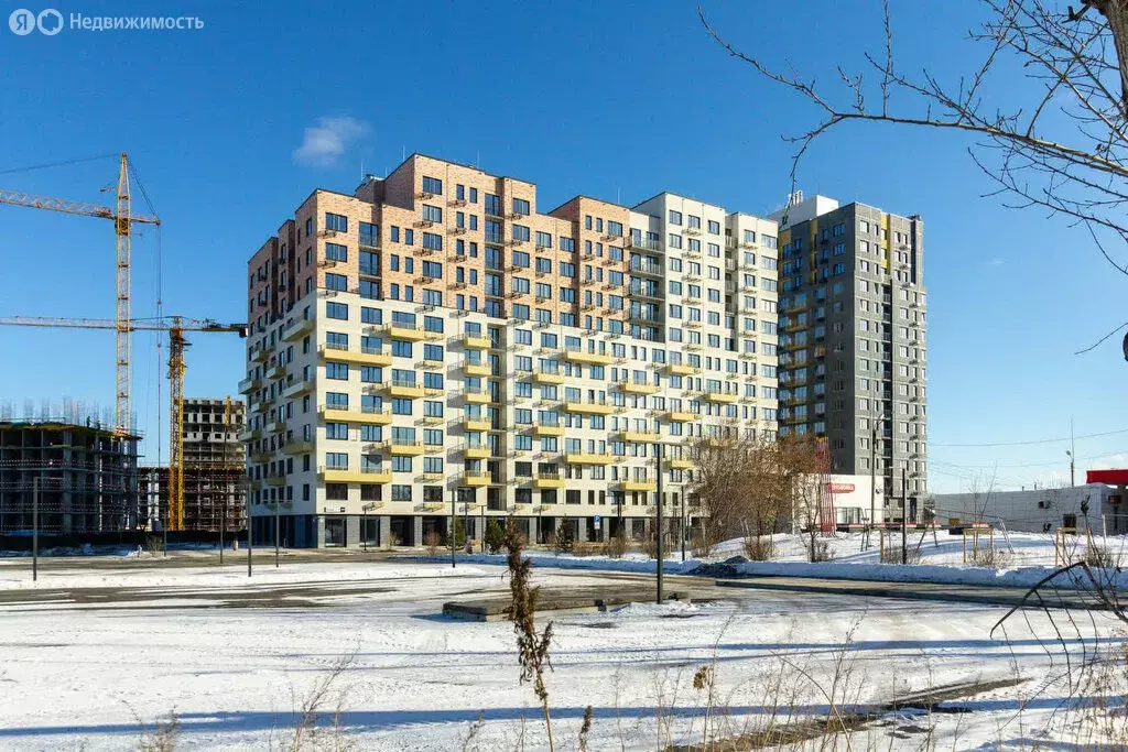 3-комнатная квартира: Тюмень, Полевая улица, 108 (50 м) - Фото 1