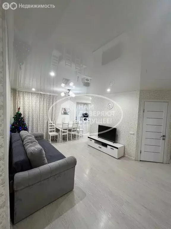 3-комнатная квартира: Лысьва, улица Федосеева, 33А (60.6 м) - Фото 1