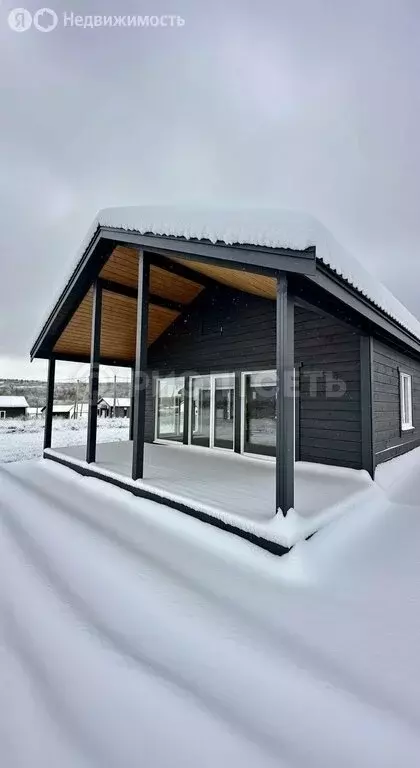 Дом в Мурманская область, Кольский муниципальный округ, населённый ... - Фото 1