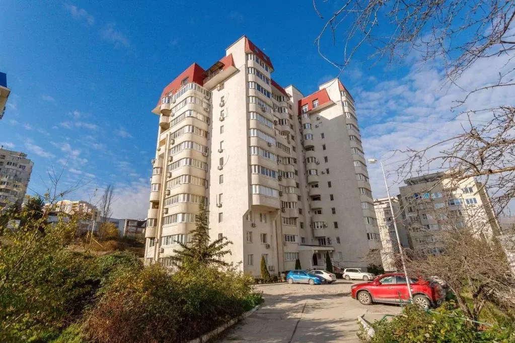 2-к кв. Крым, Алушта ул. Юбилейная, 38 (71.3 м) - Фото 1